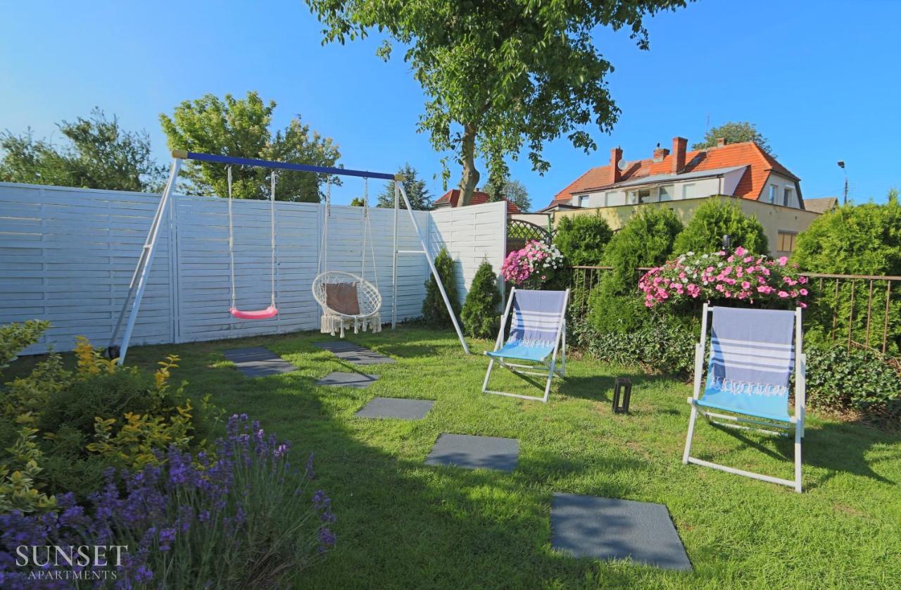 Sunset Apartments - Domek Z Ogrodem Grilem I Parkingiem! Swinoujscie Exterior photo